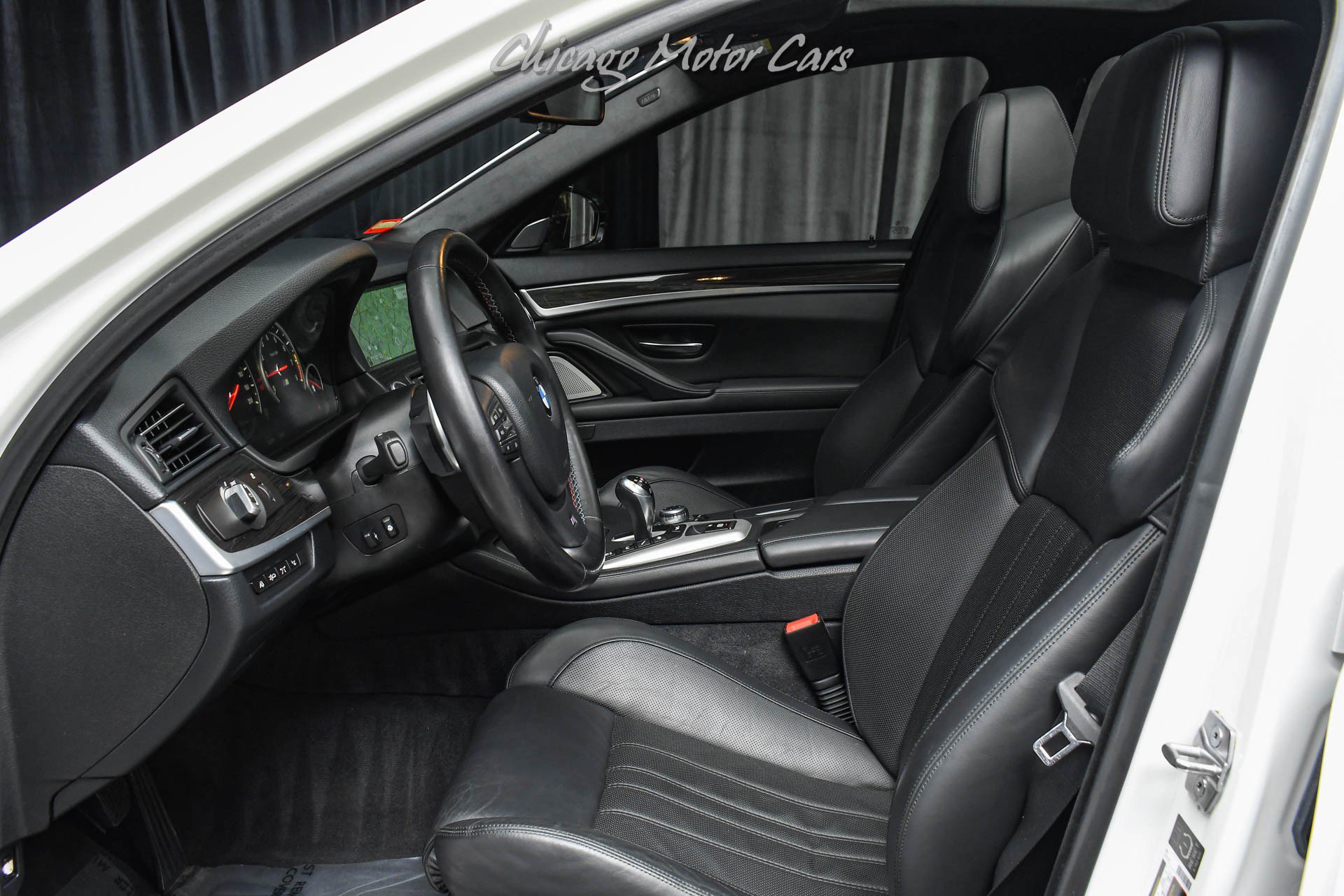 Used 2013 BMW M5 RWD image 22