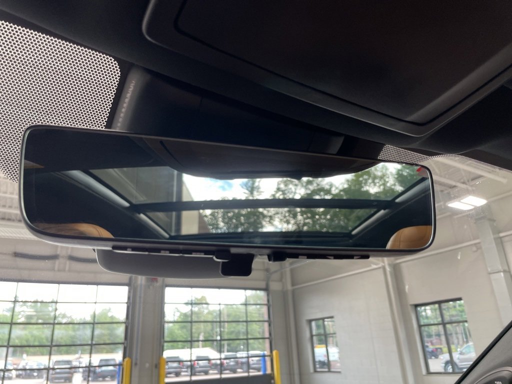 Used 2024 Toyota Highlander Platinum image 44