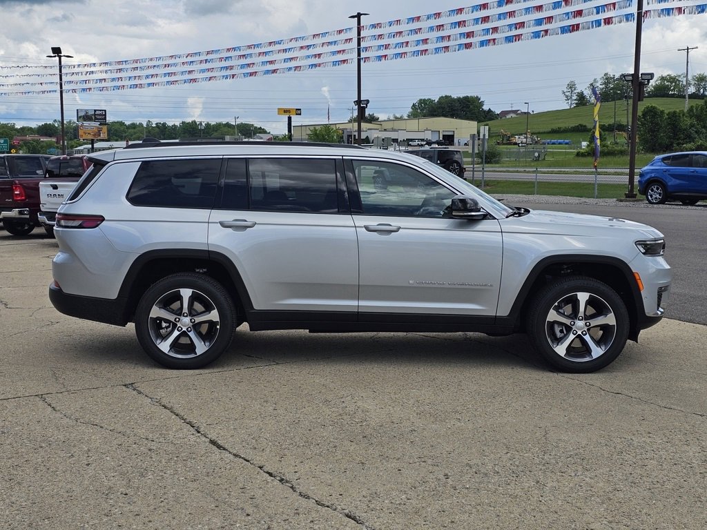 New 2025 Jeep Grand Cherokee L Limited w/ Luxury Tech Group II image 6