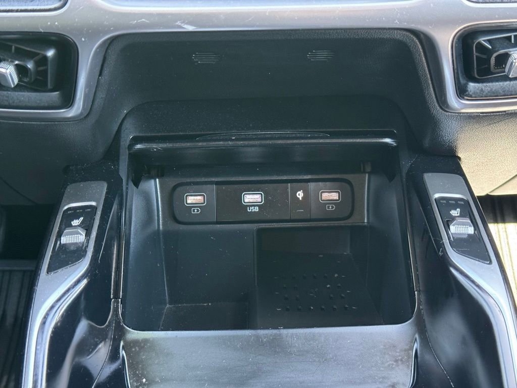 Used 2023 Kia Sorento EX AWD/4WD image 18