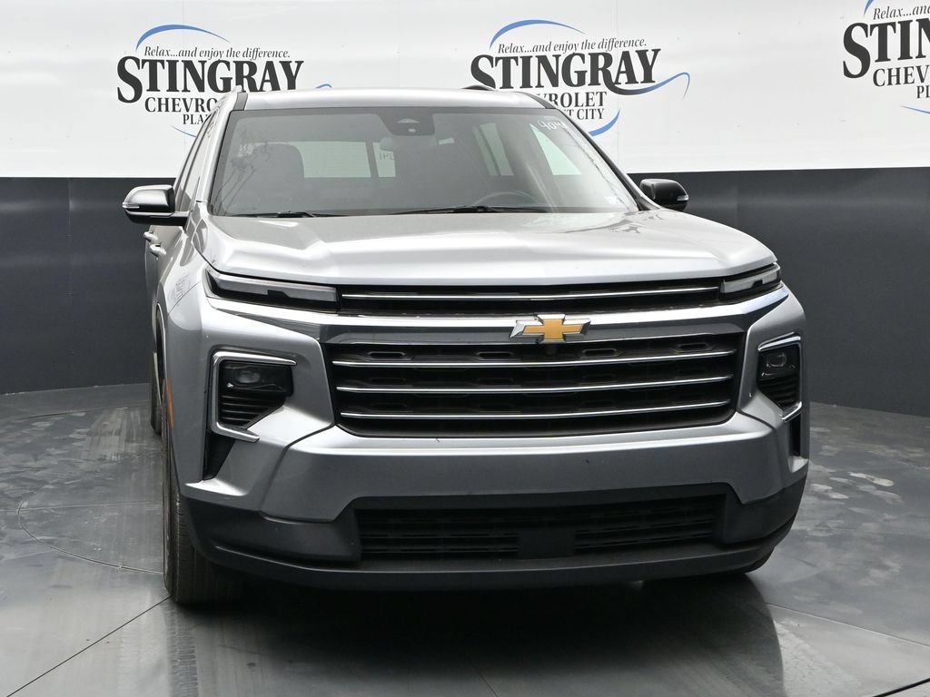 Certified 2025 Chevrolet Traverse LT AWD/4WD image 2