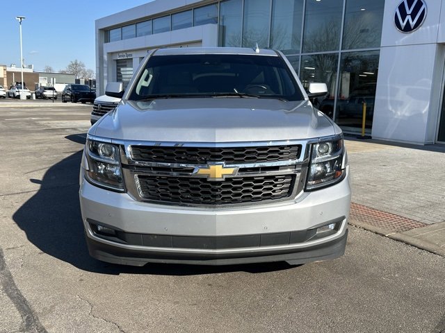 Used 2019 Chevrolet Suburban LT image 2
