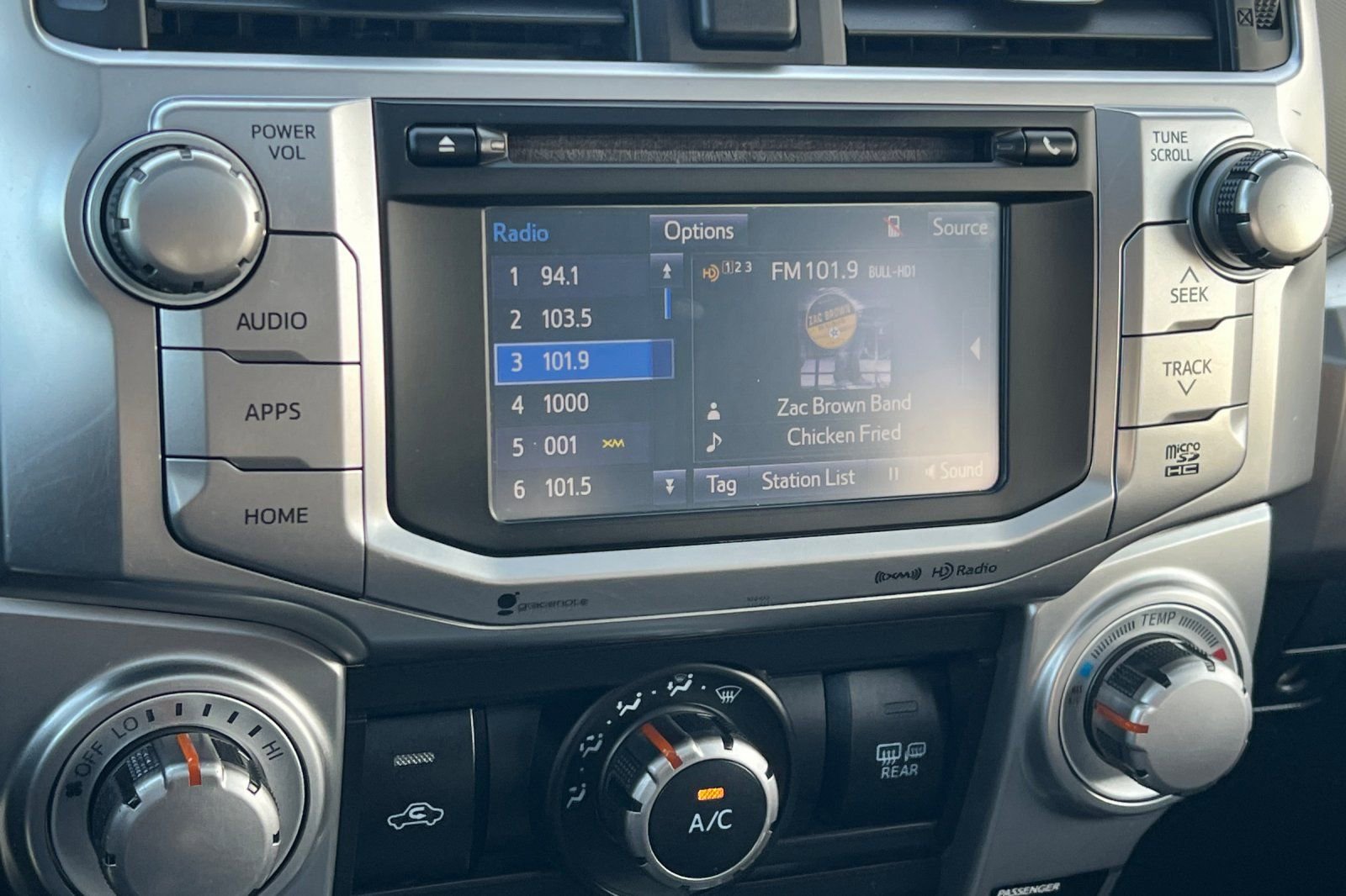 Used 2019 Toyota 4Runner SR5 Premium image 16