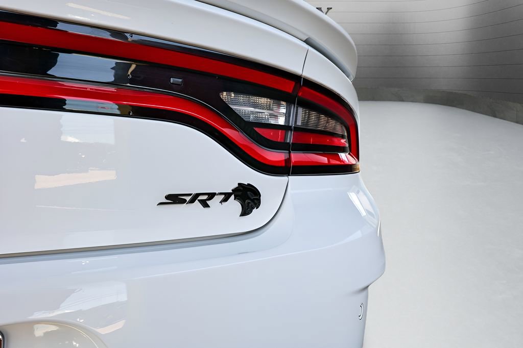 Used 2022 Dodge Charger SRT Hellcat w/ Carbon/Suede Interior Package image 20