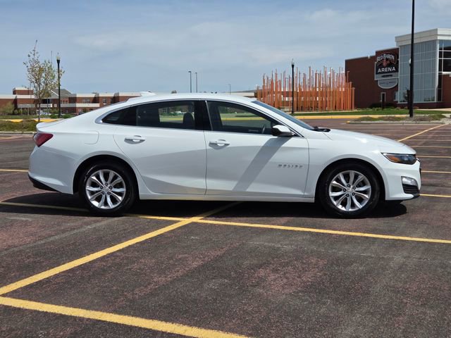 Used 2019 Chevrolet Malibu LT FWD image 2