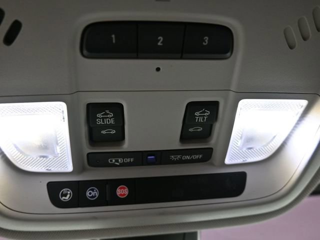 Used 2019 Chevrolet Traverse Premier w/ Redline Edition image 39