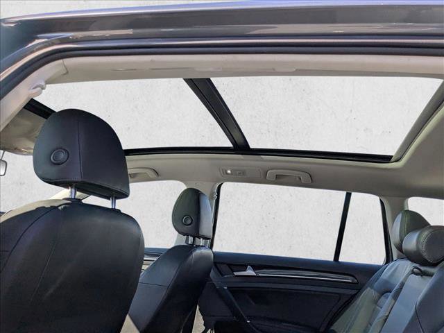 Used 2015 Volkswagen Golf TDI SEL w/ Lighting Package (SEL) image 20