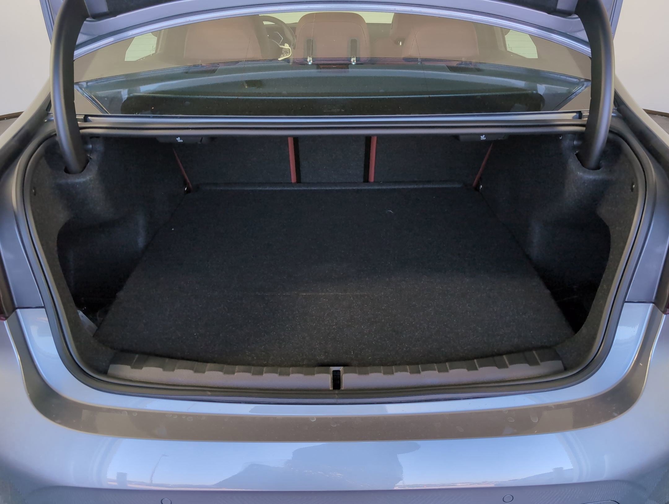 Used 2026 BMW 330i Sedan w/ M Sport Package image 30