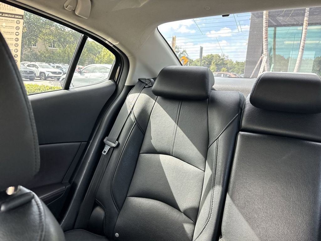 Used 2017 MAZDA MAZDA3 Grand Touring w/ Premium Equipment Package image 17