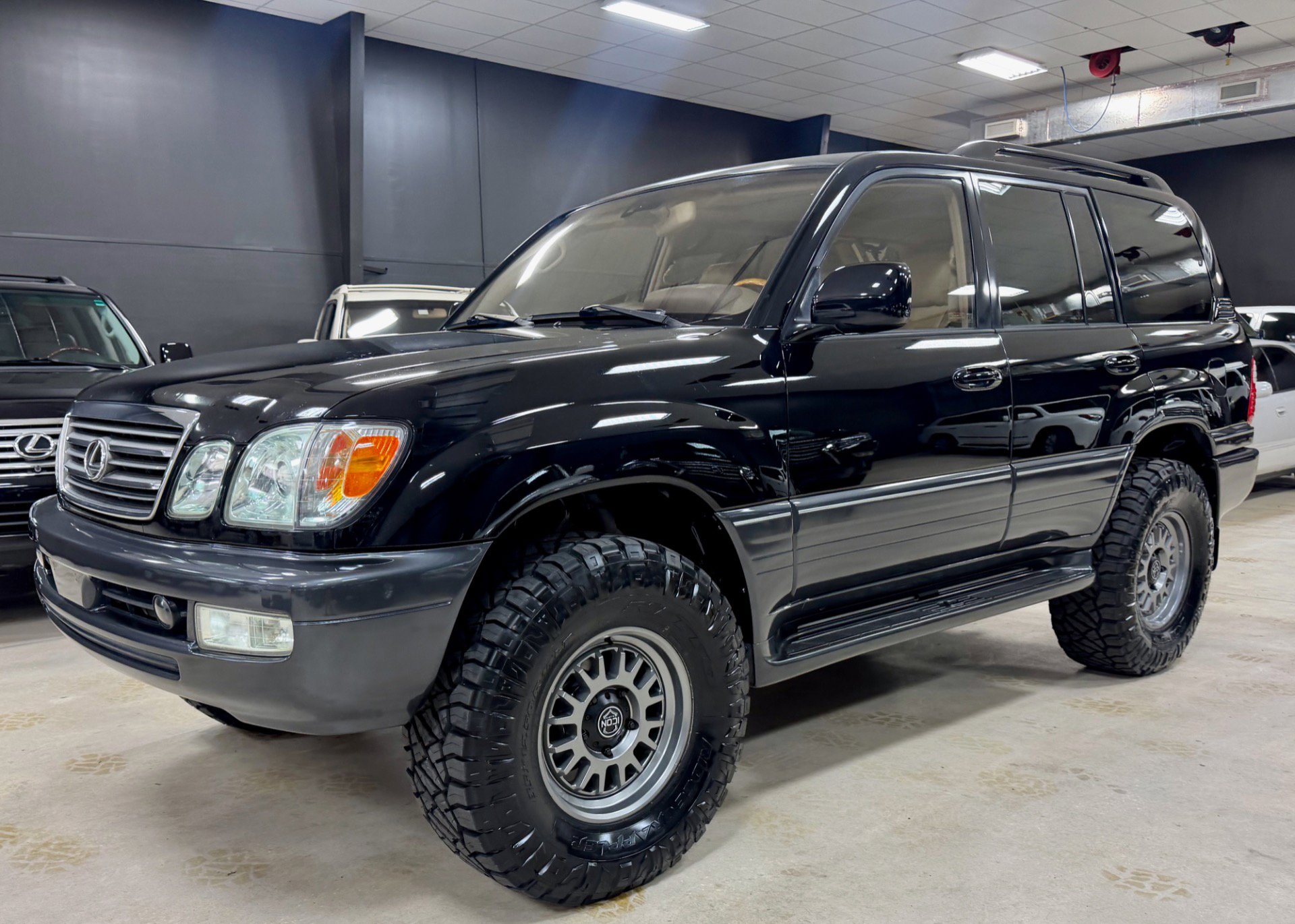 Used 2003 Lexus LX 470 4WD image 6