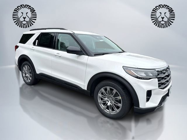 New 2026 Ford Explorer Active w/ Active Comfort Package image 3