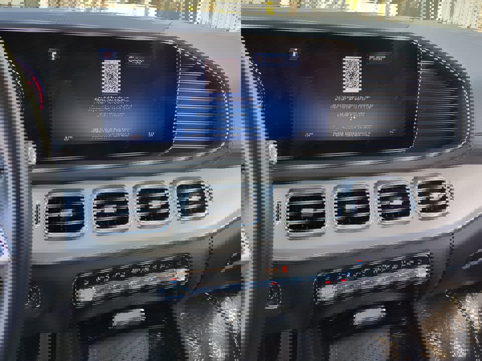 Used 2024 Mercedes-Benz GLS 450 4MATIC image 21