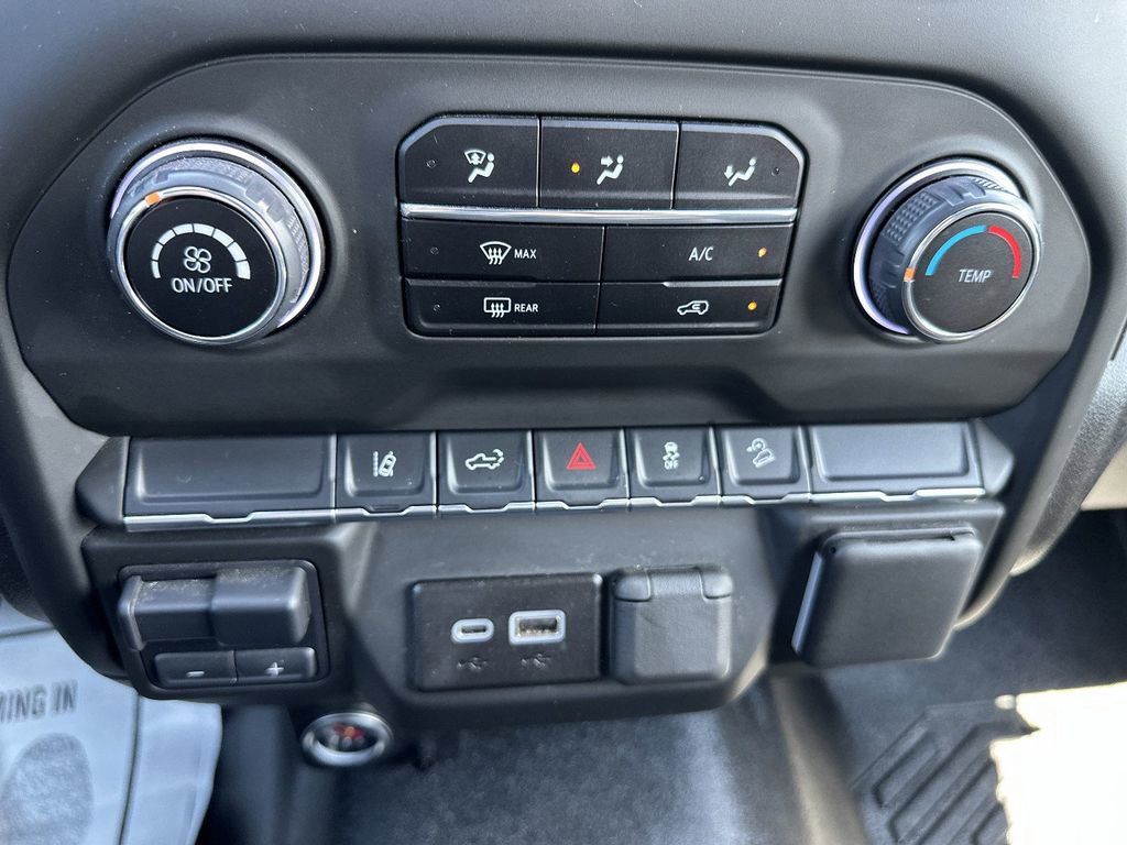 Used 2025 Chevrolet Silverado 2500 Custom w/ Custom Convenience Package AWD/4WD image 19