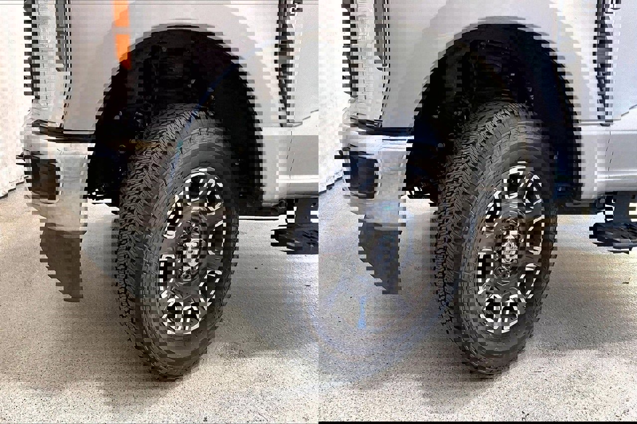 Used 2024 Ford F250 XL w/ FX4 Off-Road Package image 20