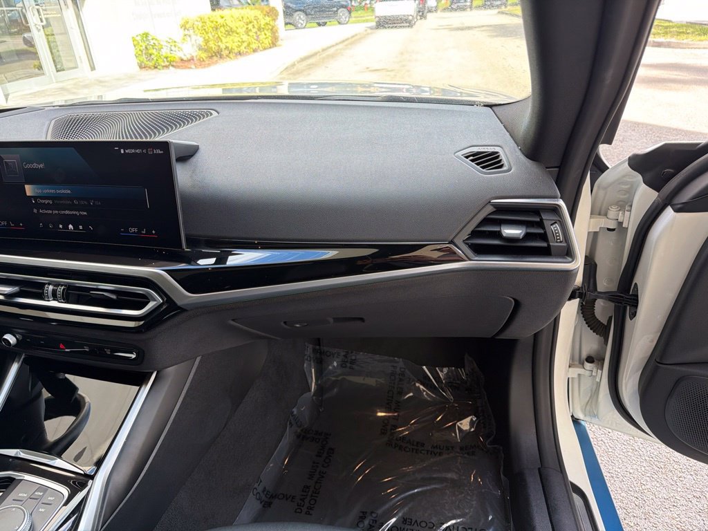 Used 2024 BMW i4 eDrive40 RWD image 23