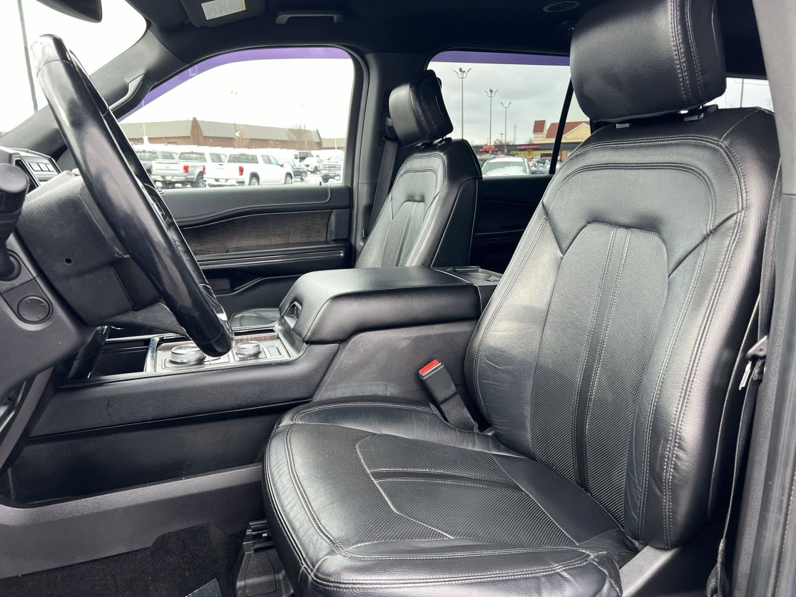 Used 2018 Ford Expedition Max Limited image 13