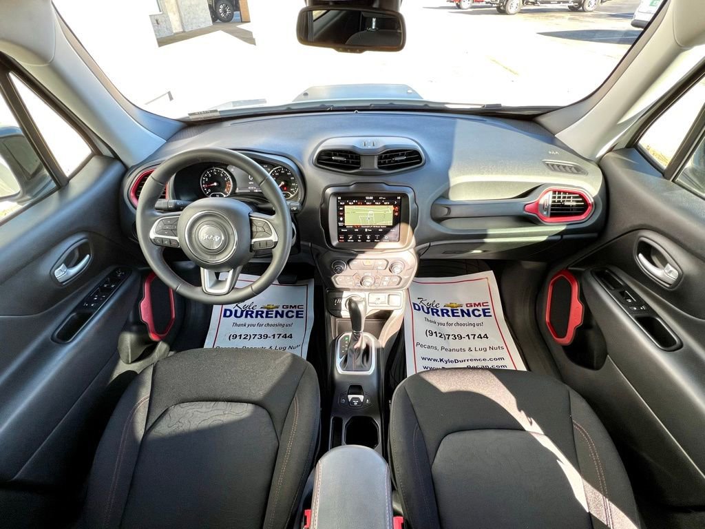 Used 2023 Jeep Renegade Trailhawk image 2