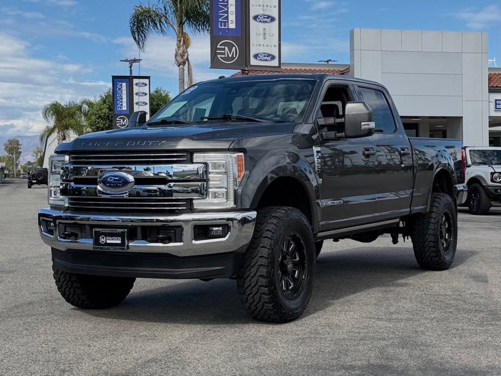 Certified 2017 Ford F250 Lariat w/ Lariat Ultimate Package AWD/4WD image 4