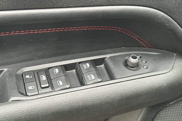 Used 2023 Jeep Compass Trailhawk image 12