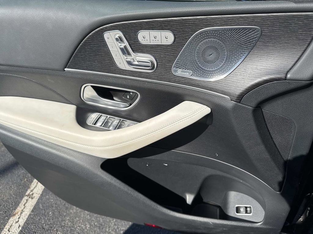 Certified 2024 Mercedes-Benz GLE 580 4MATIC image 16