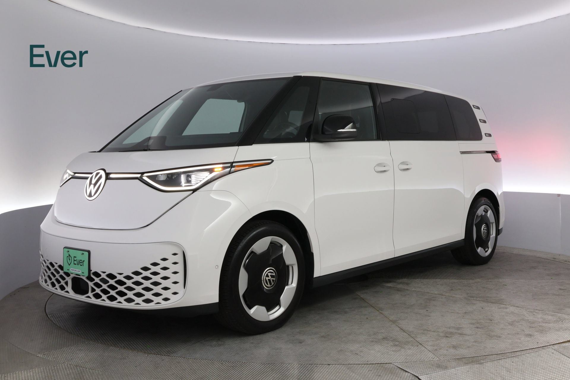 Used 2025 Volkswagen ID. Buzz Pro S RWD image 2