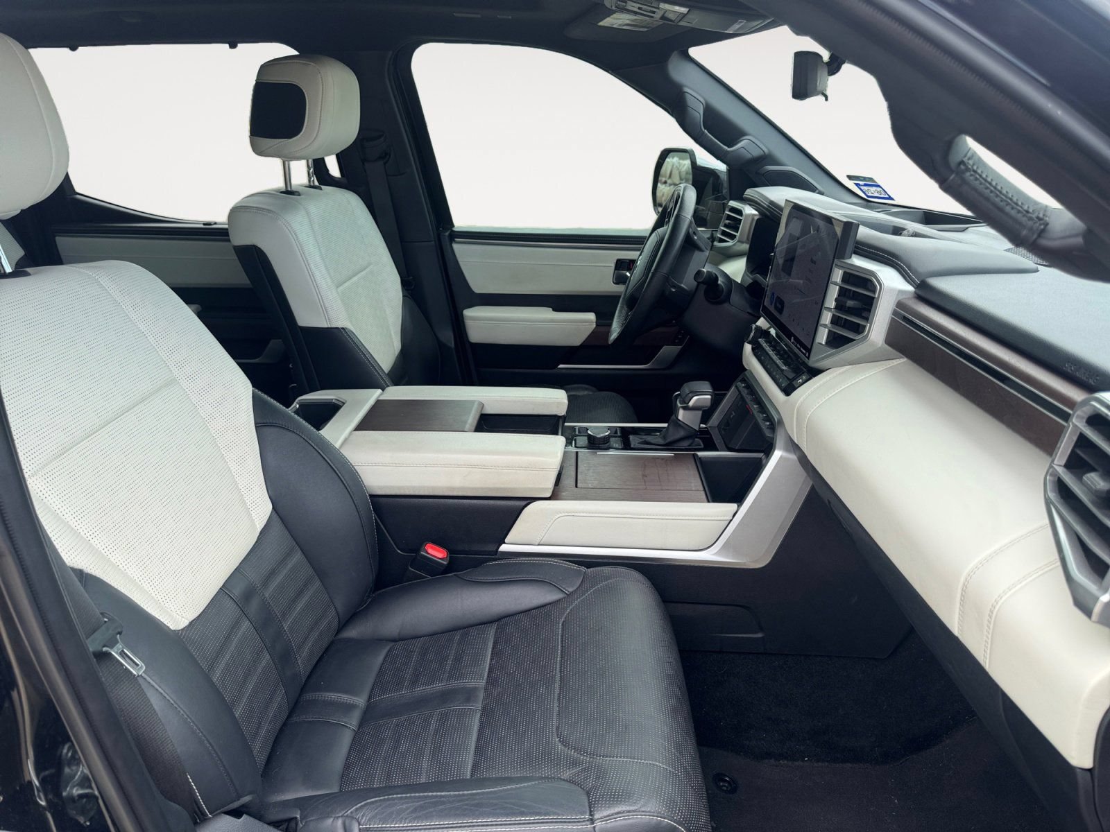 Used 2023 Toyota Tundra Capstone AWD/4WD image 15