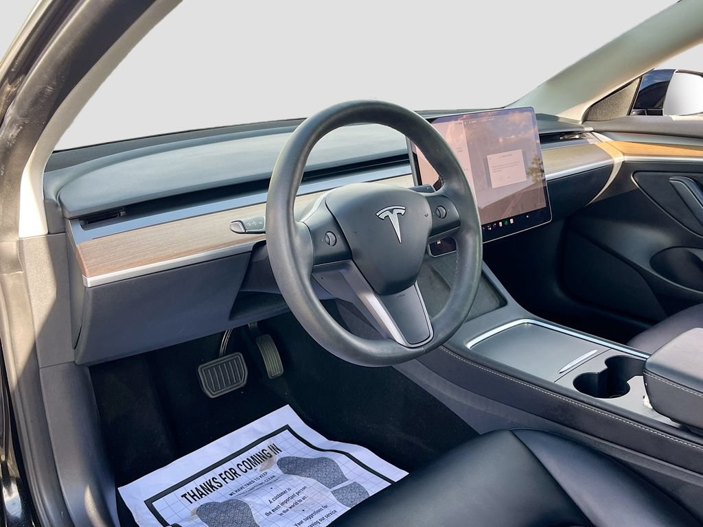 Used 2023 Tesla Model 3 Standard Range RWD image 9