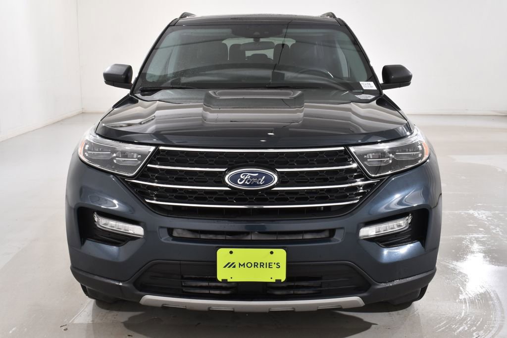 Used 2023 Ford Explorer XLT w/ Equipment Group 202A image 3