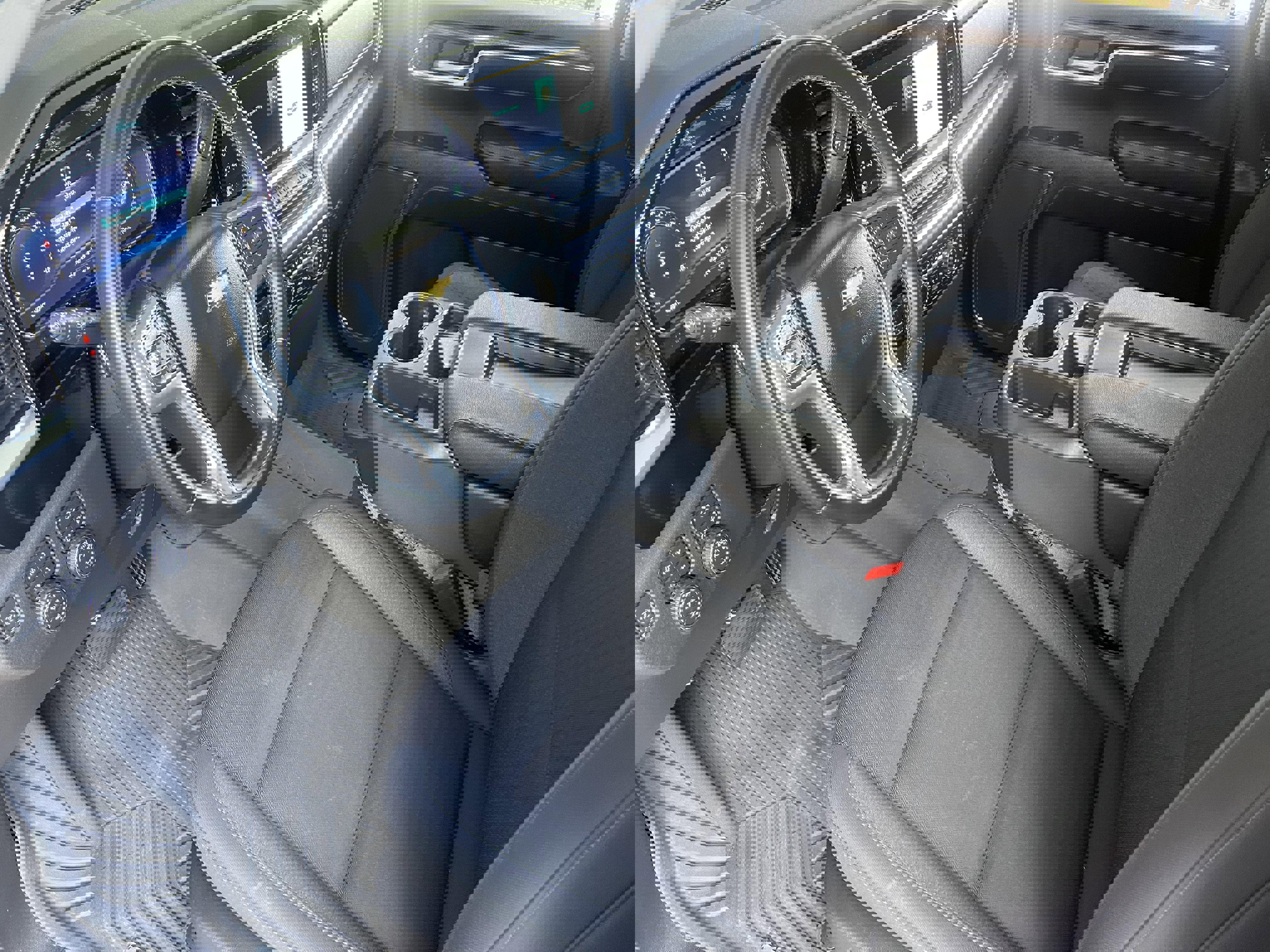 Used 2023 Chevrolet Silverado 1500 LT AWD/4WD image 15