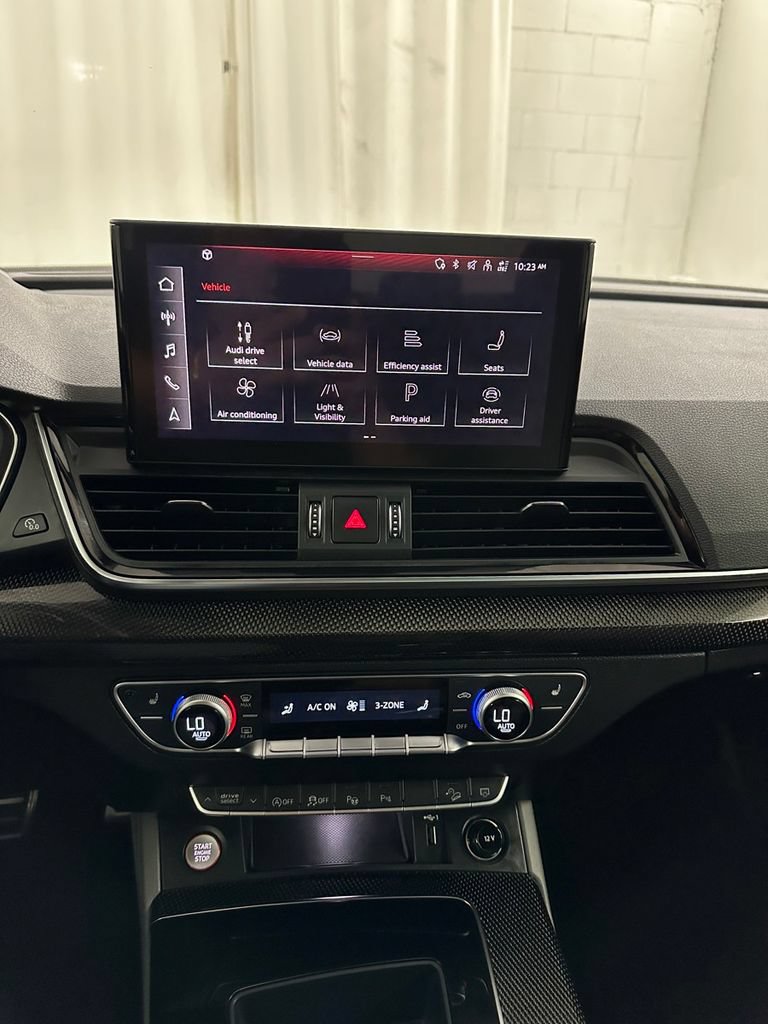 Used 2022 Audi SQ5 Prestige w/ Prestige Package AWD/4WD image 20