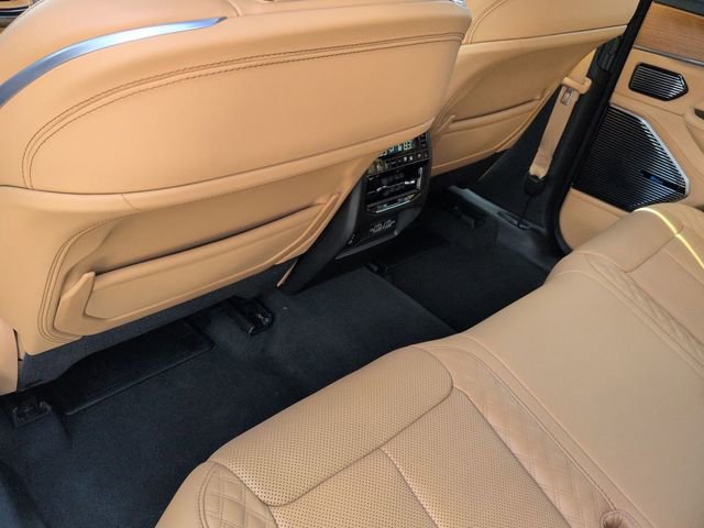 Certified 2025 Jeep Grand Cherokee Summit w/ Obsidian Package image 28