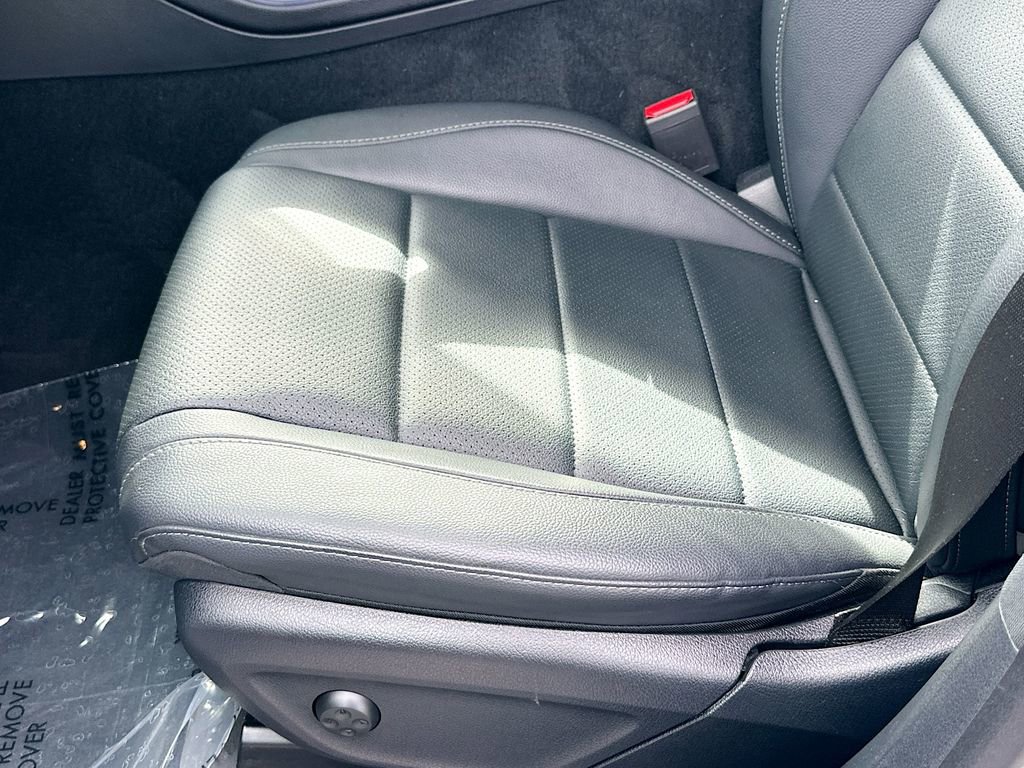 Used 2024 Mercedes-Benz GLE 450e GLE 450e Plug-In Hybrid Sport image 20