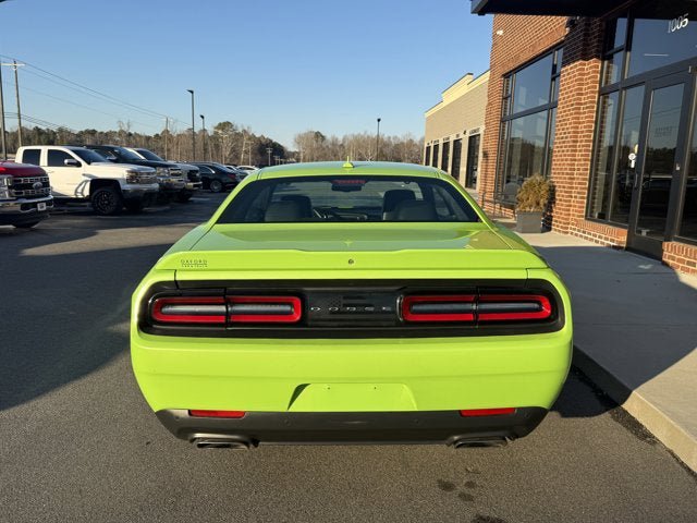 Used 2015 Dodge Challenger R/T Plus RWD image 5
