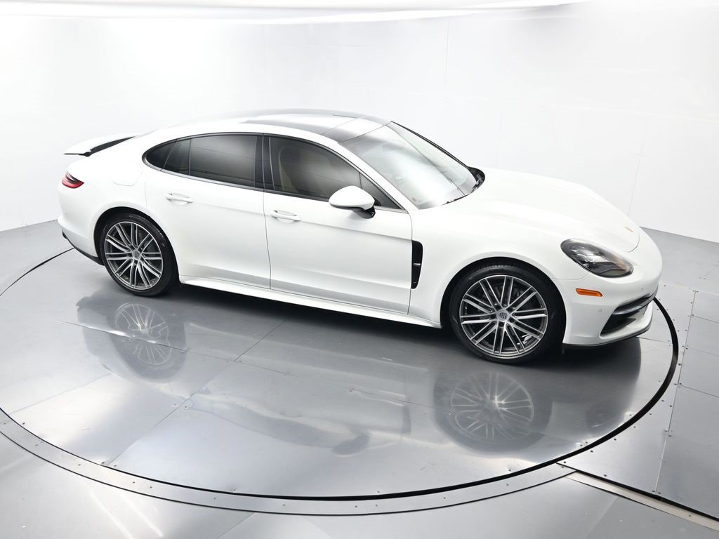 Used 2018 Porsche Panamera 4S image 38