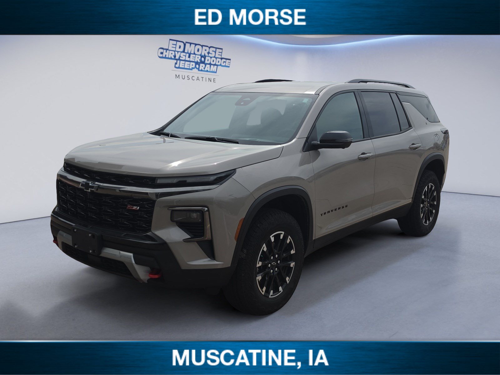 Used 2026 Chevrolet Traverse Z71 w/ Driver Confidence Package AWD/4WD image 1