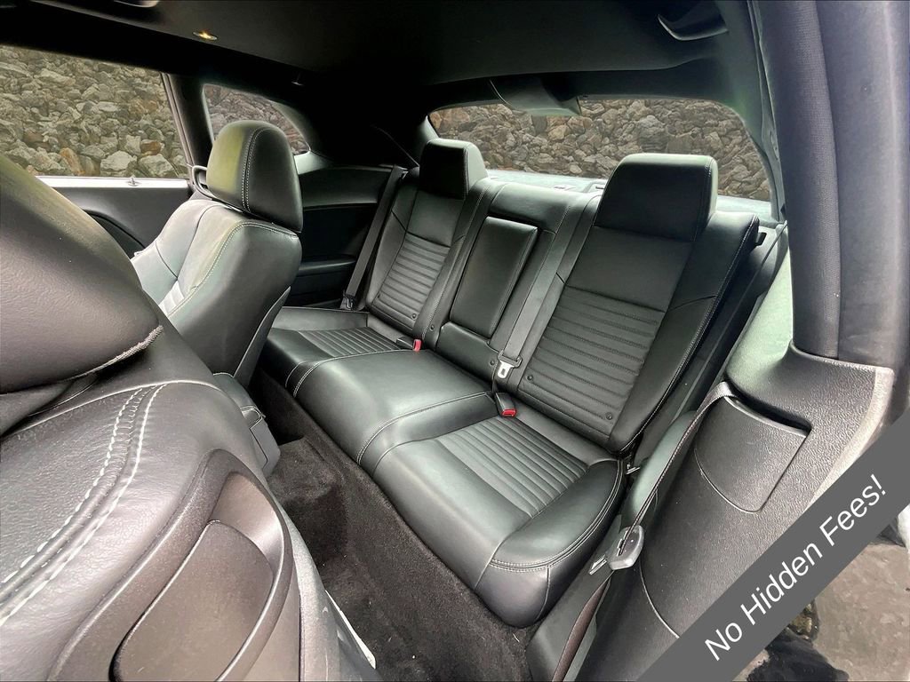 Used 2012 Dodge Challenger R/T RWD image 24