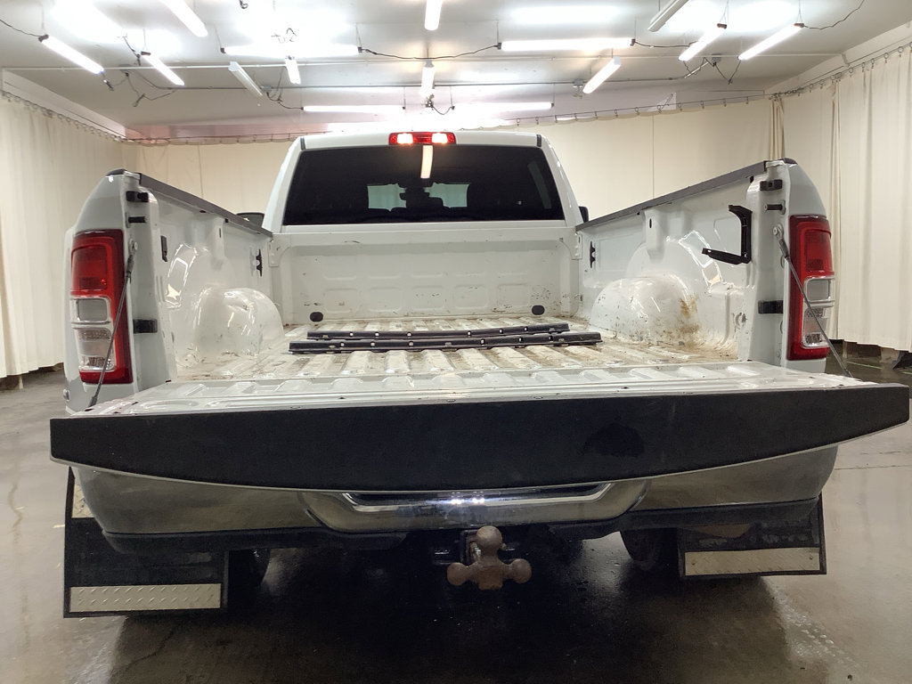 Used 2024 RAM 3500 Big Horn image 11