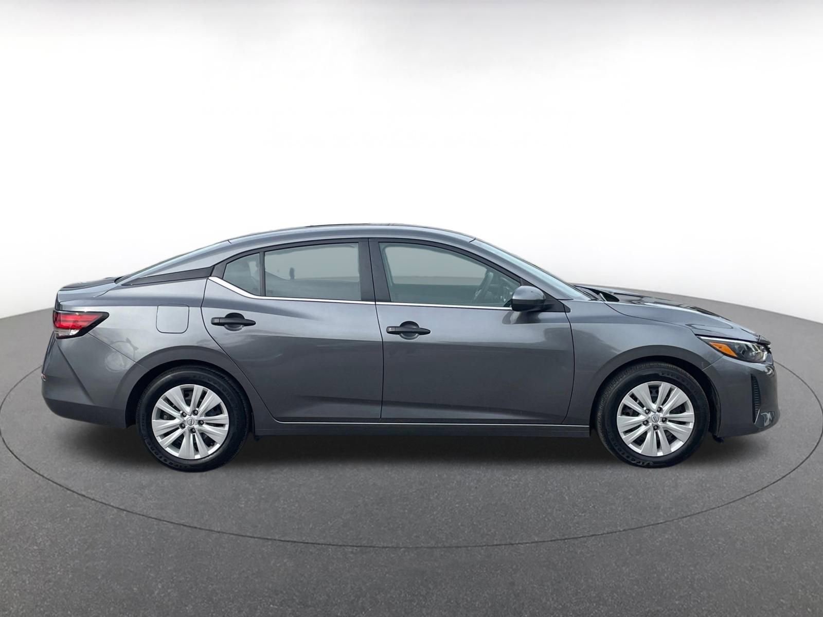 Used 2025 Nissan Sentra S image 15