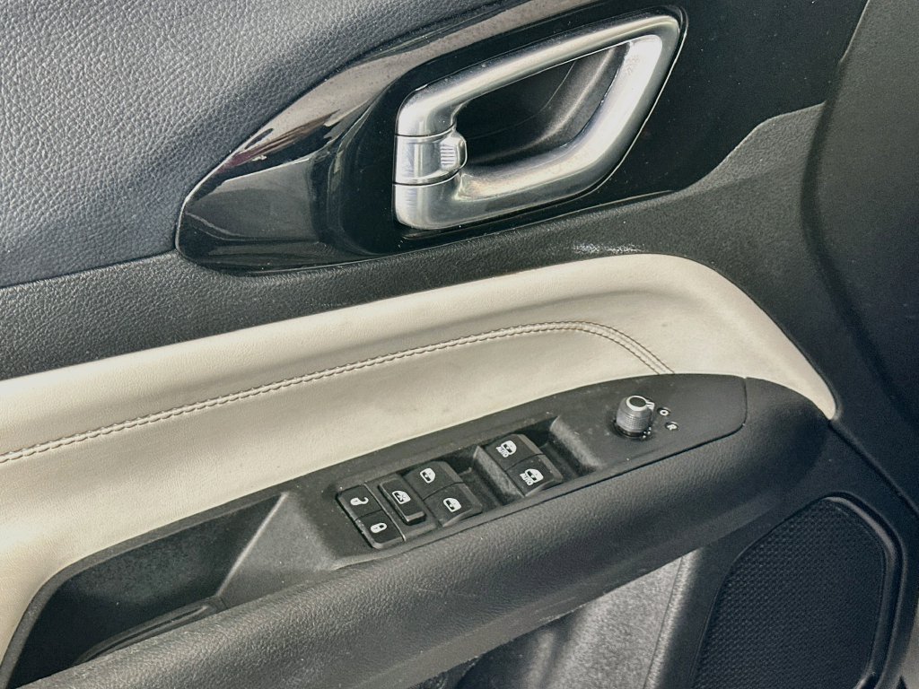 Certified 2023 Jeep Compass Limited AWD/4WD image 26