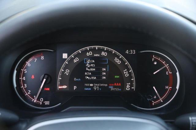 Used 2023 Toyota RAV4 XLE Premium AWD/4WD image 15