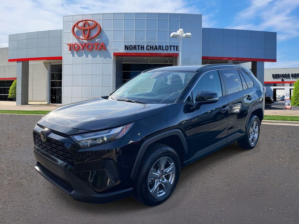 Used 2024 Toyota RAV4 XLE image 5