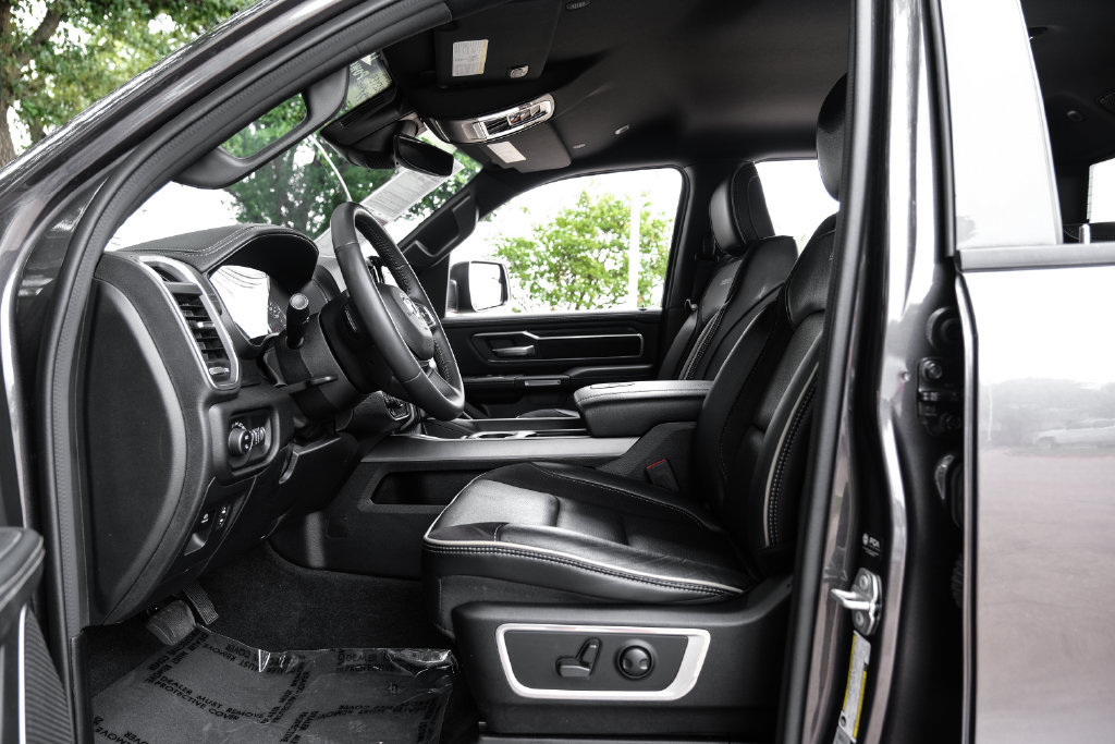 Used 2023 RAM 1500 Laramie AWD/4WD image 45