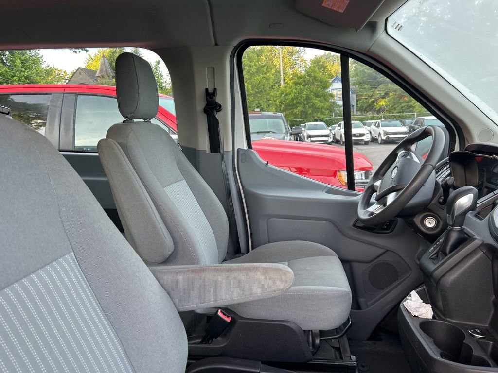 Used 2015 Ford Transit 350 XLT RWD image 9