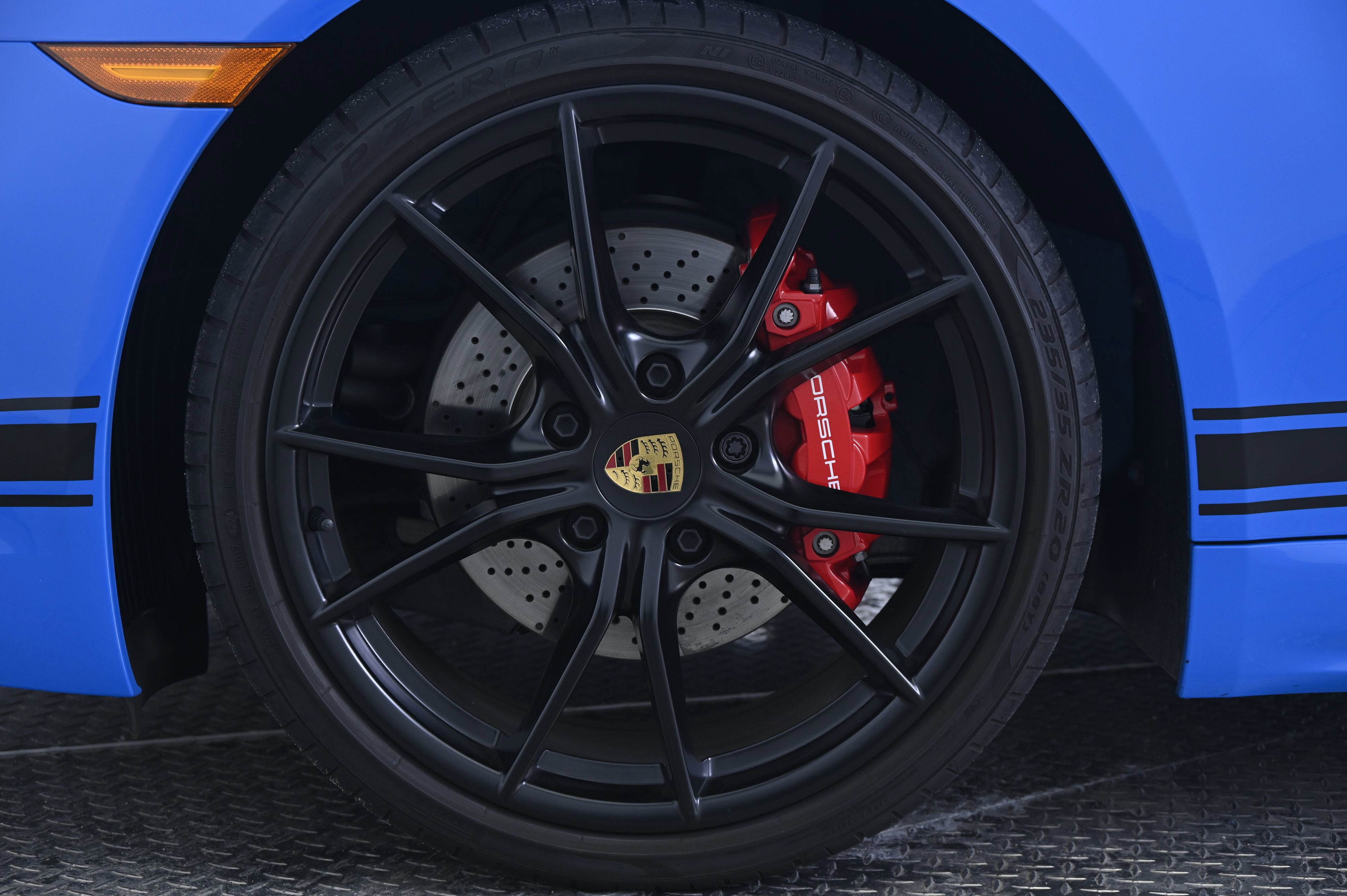 Certified 2025 Porsche 718 Cayman S image 11