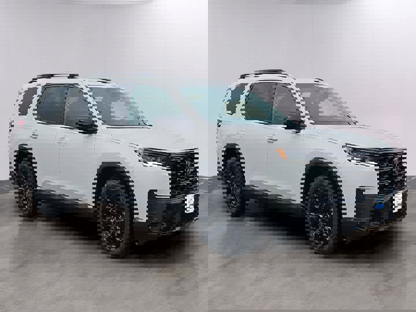 New 2026 Honda Pilot Black Edition image 2