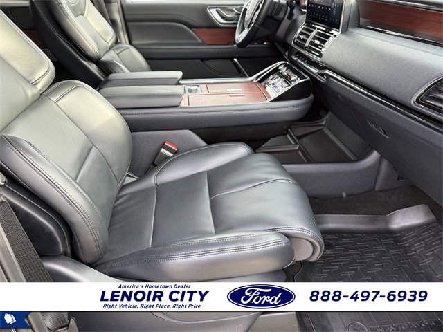 Used 2022 Lincoln Navigator L 2WD image 19