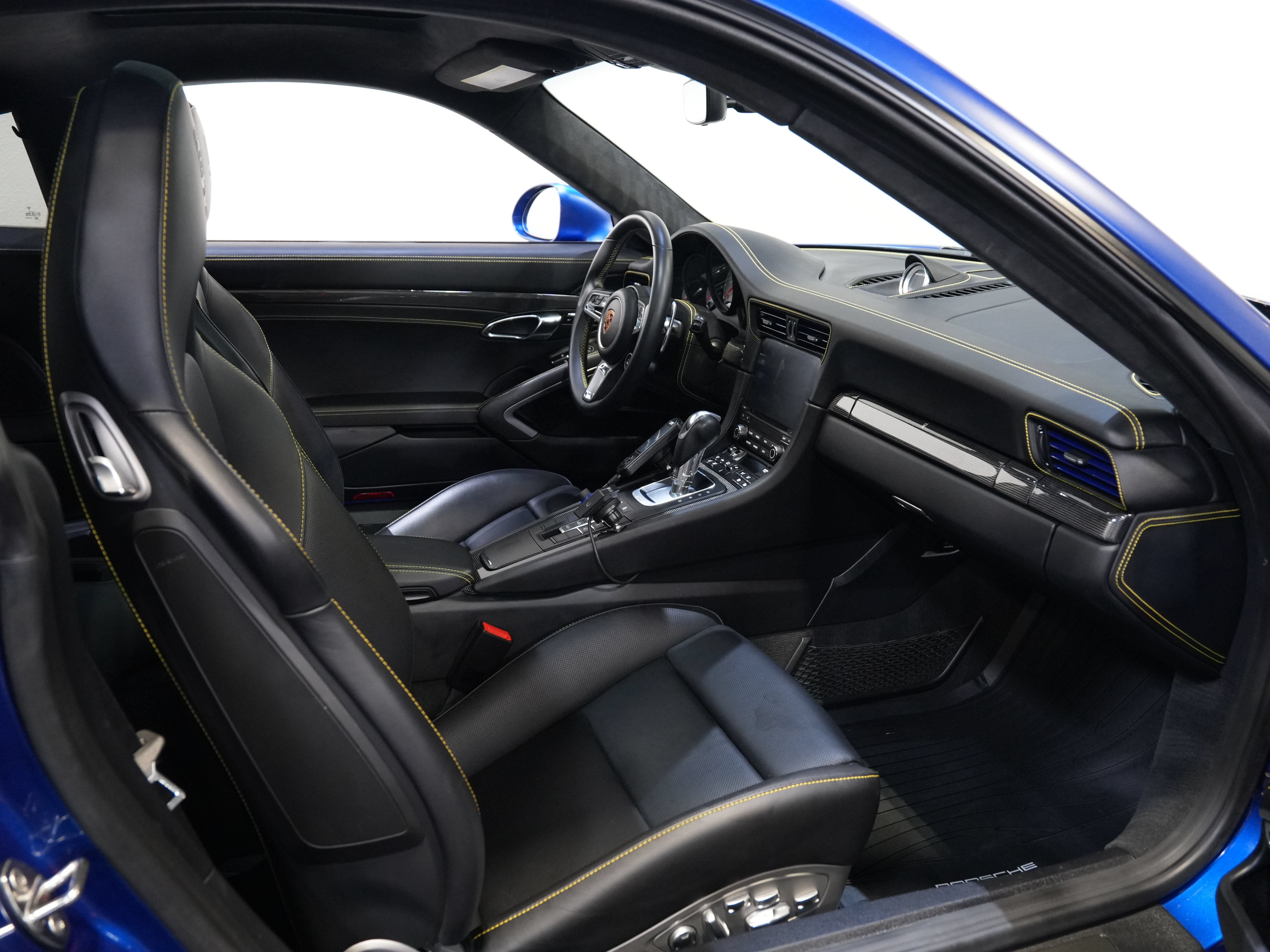 Used 2019 Porsche 911 Turbo S AWD/4WD image 39