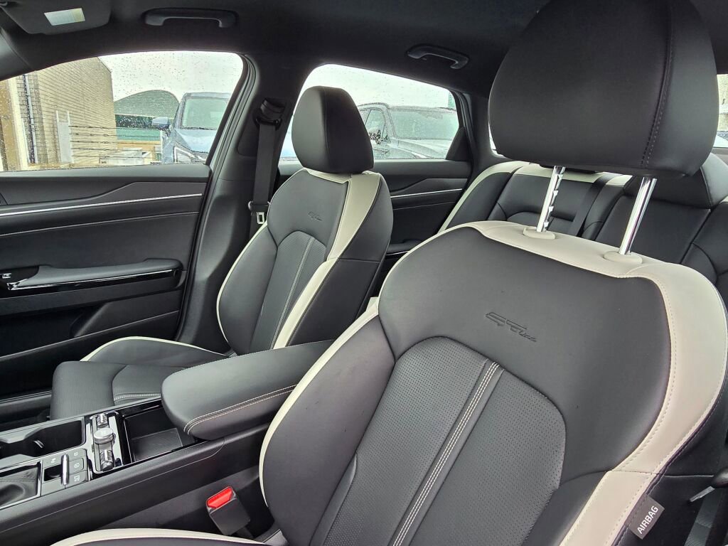Used 2025 Kia K5 GT-Line image 23