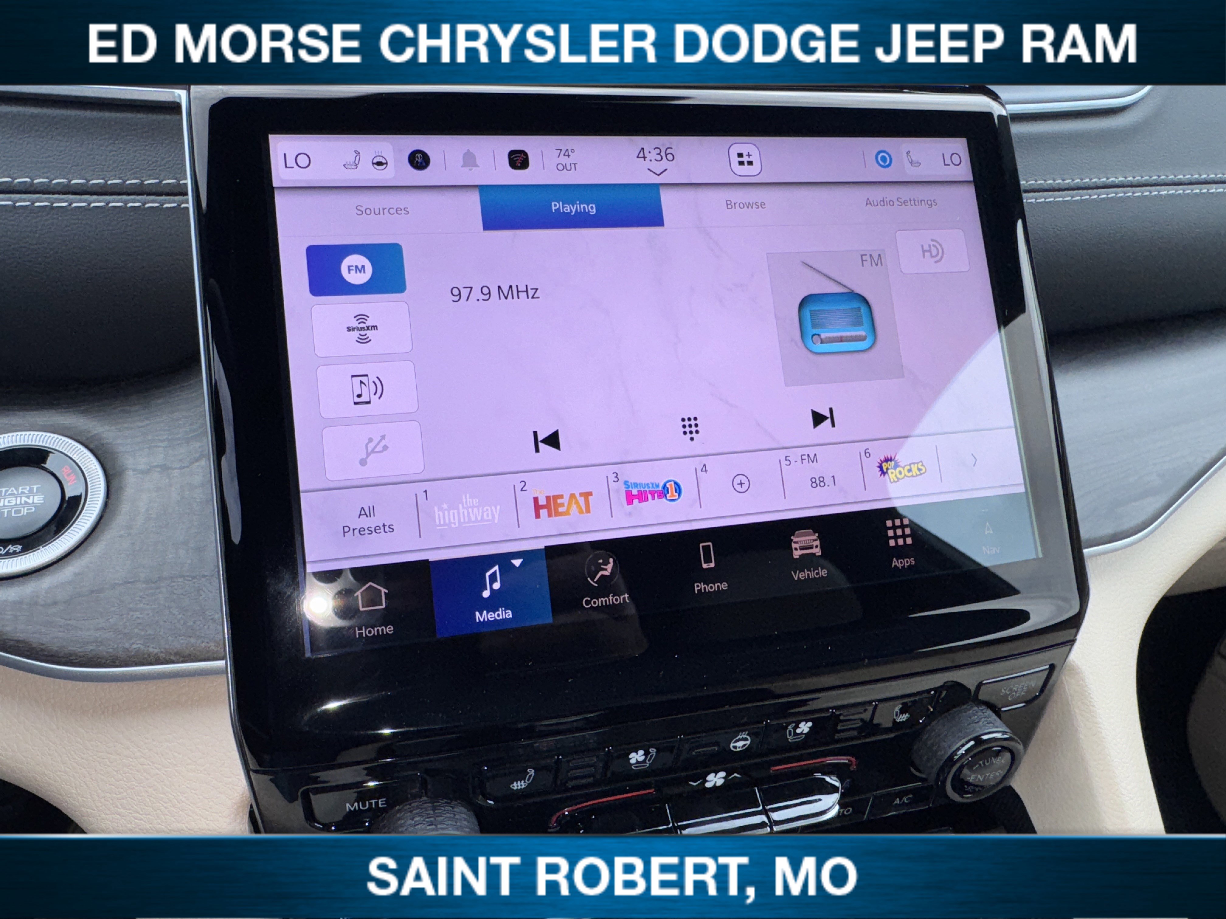 New 2025 Jeep Grand Cherokee L Limited w/ Luxury Tech Group II image 16