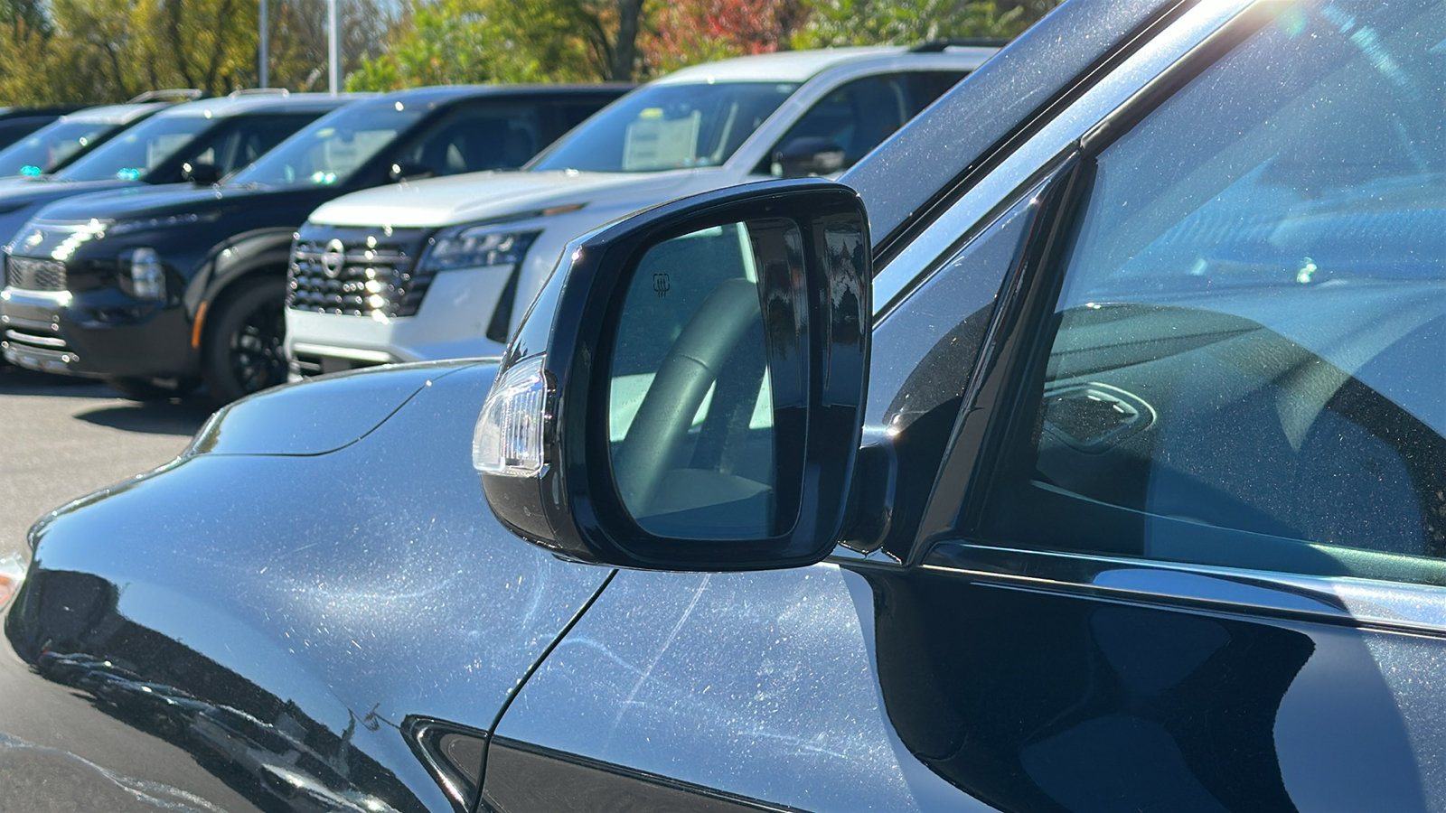 Used 2019 INFINITI QX60 Luxe w/ Sensory Package AWD/4WD image 11